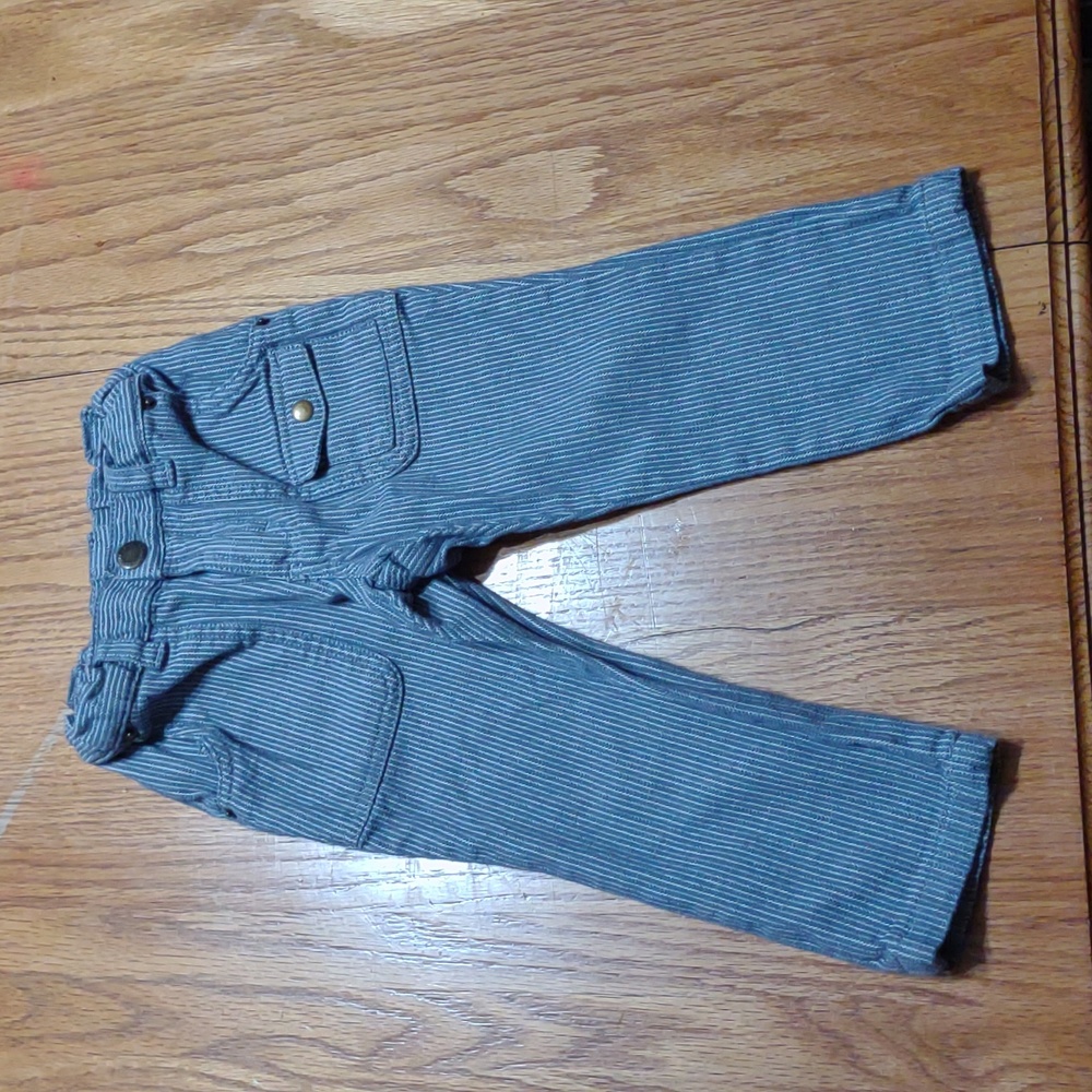Genuine Kids From Oshkosh 2t Pin striped adjustable jeans pants pockets